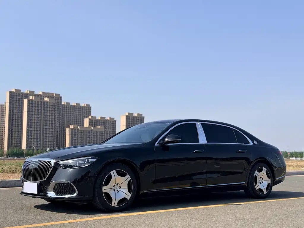 Mercedes-Benz S-Class 2025