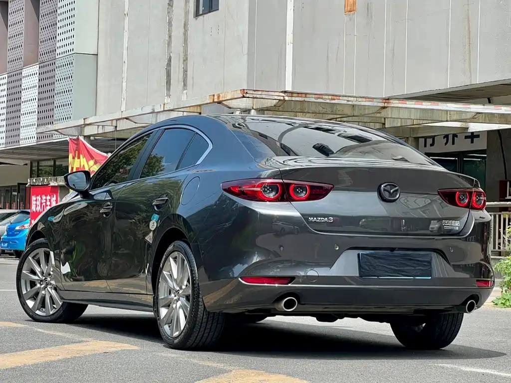 Mazda 3 Axela — миниатюра 5