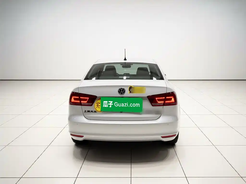 Volkswagen Santana — миниатюра 5
