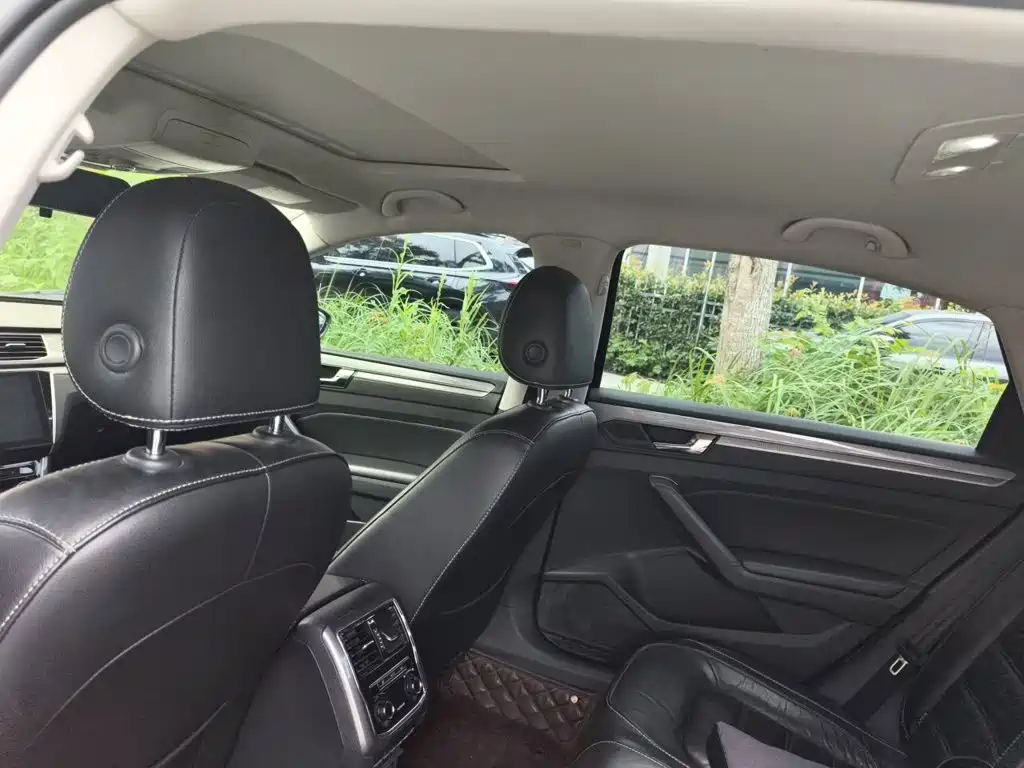 Volkswagen Passat — миниатюра 9