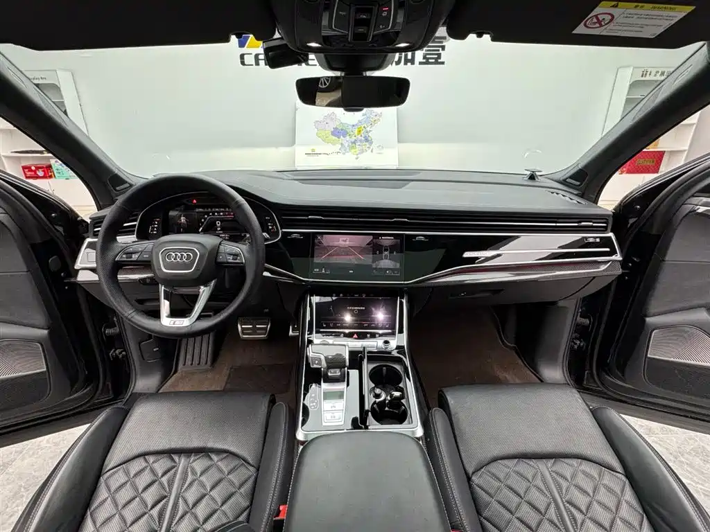 Audi SQ7 2024 4.0 TFSI