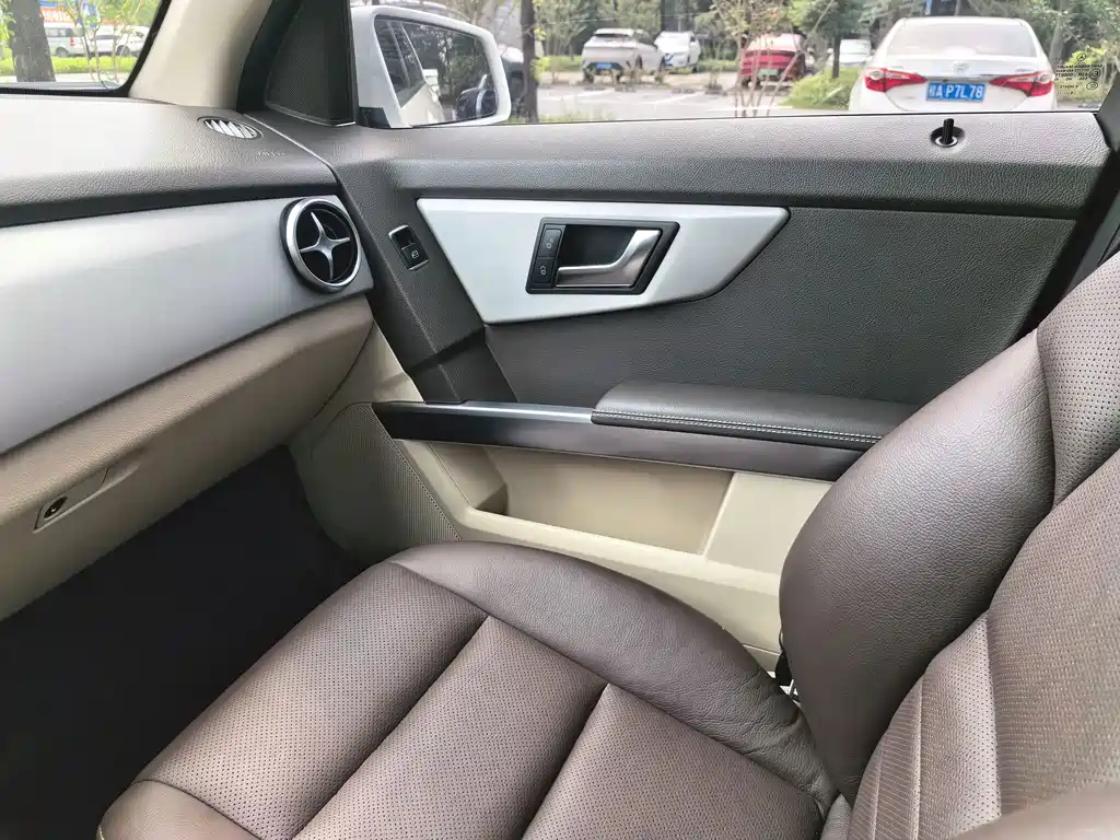 Mercedes-Benz GLK-Class — миниатюра 21