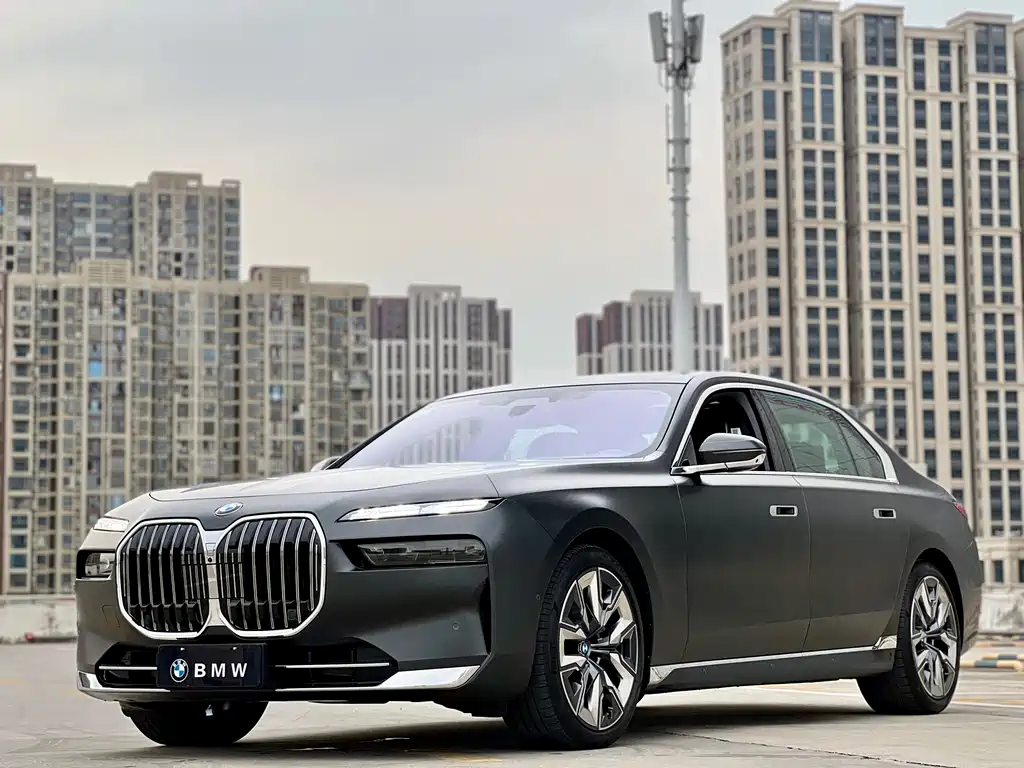 BMW 7 Series 7 2023 740Li Premium Luxury