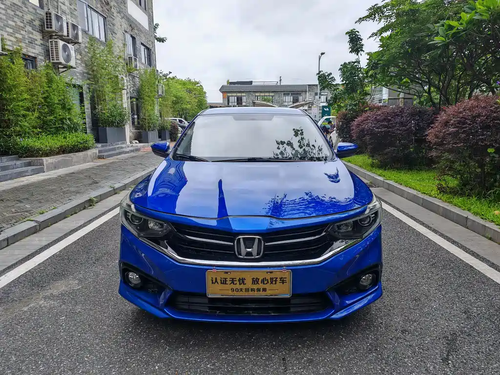 Honda Envix 2019 180TURBO CVT Enjoy V