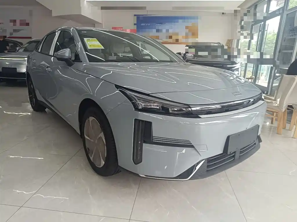 Geely Galaxy Galaxy L6 L6 2025 EM-i 140km +