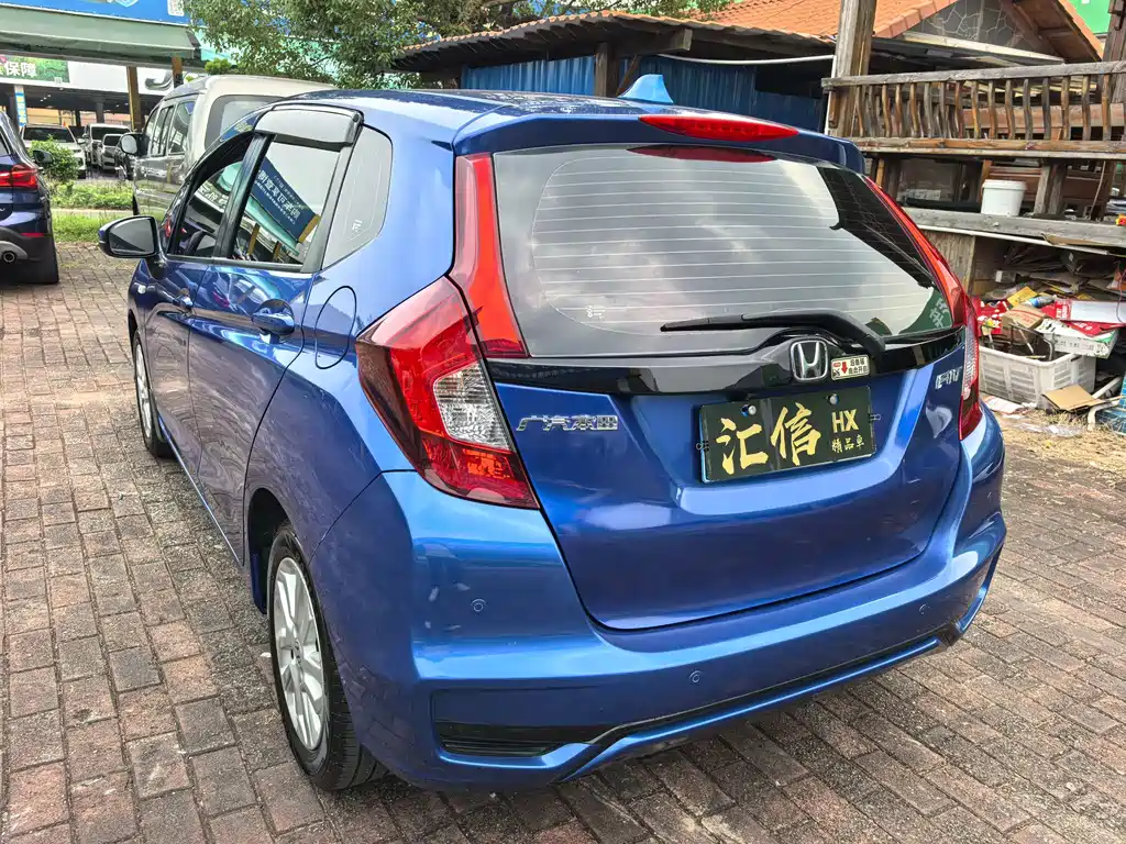 Honda Fit — миниатюра 9