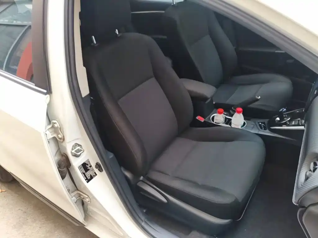 Toyota Levin Twin Engine E+ — миниатюра 25