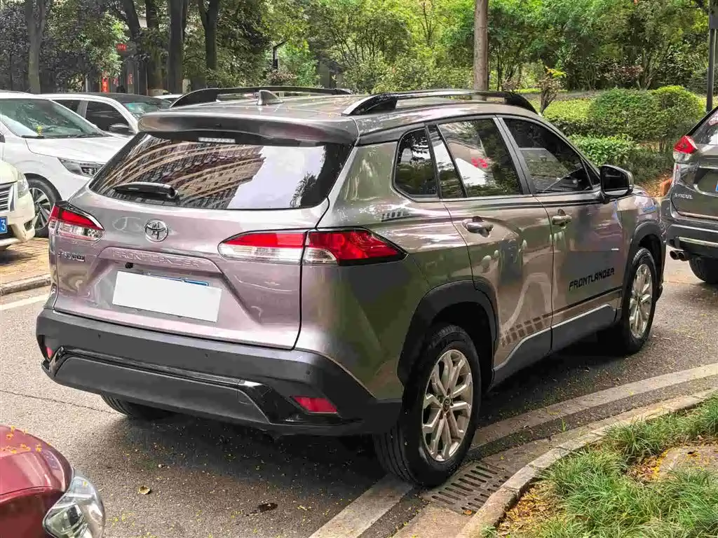 Toyota Frontlander — миниатюра 4