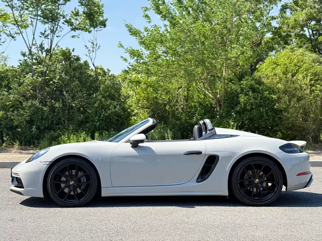 Porsche 718 2022 Spyder 2.0T