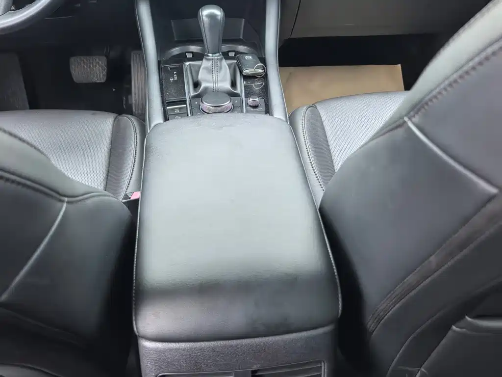 Mazda 3 Axela — миниатюра 15
