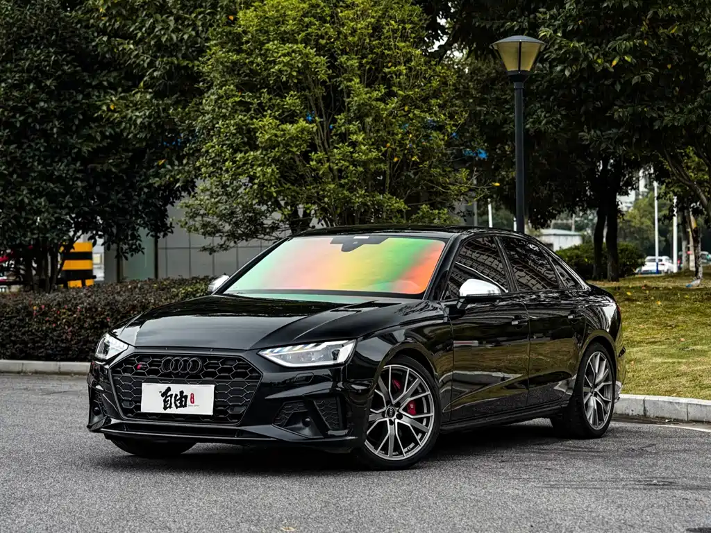 Audi S4