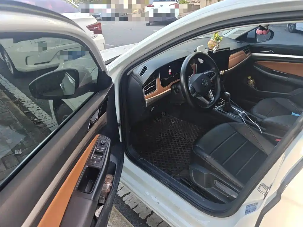Volkswagen Bora — миниатюра 12