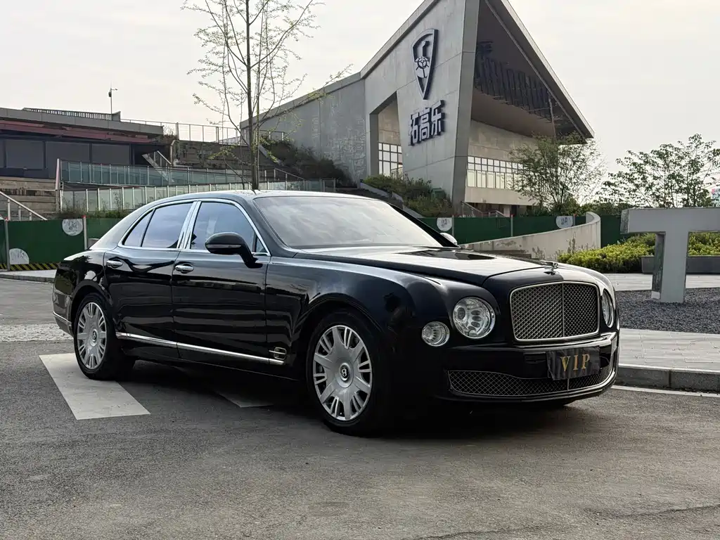 Bentley Mulsanne — миниатюра 3