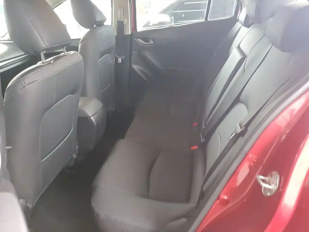 Mazda 3 Axela — миниатюра 17