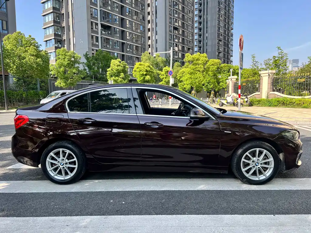 BMW 1 Series 1 2017 118i Fashion