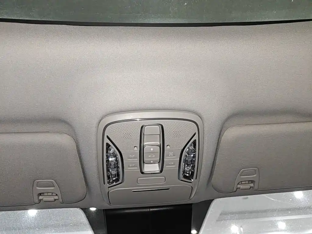 GAC Motor Trumpchi M6 — миниатюра 18