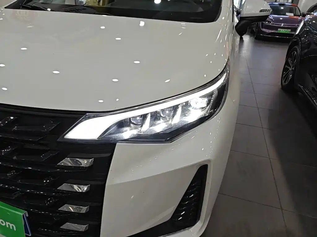 GAC Motor Trumpchi M6 — миниатюра 24