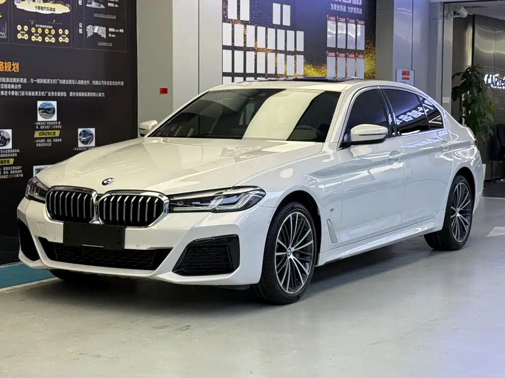 BMW 5 Series 2023