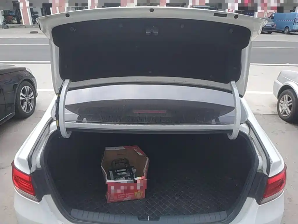 Kia K4 — миниатюра 19