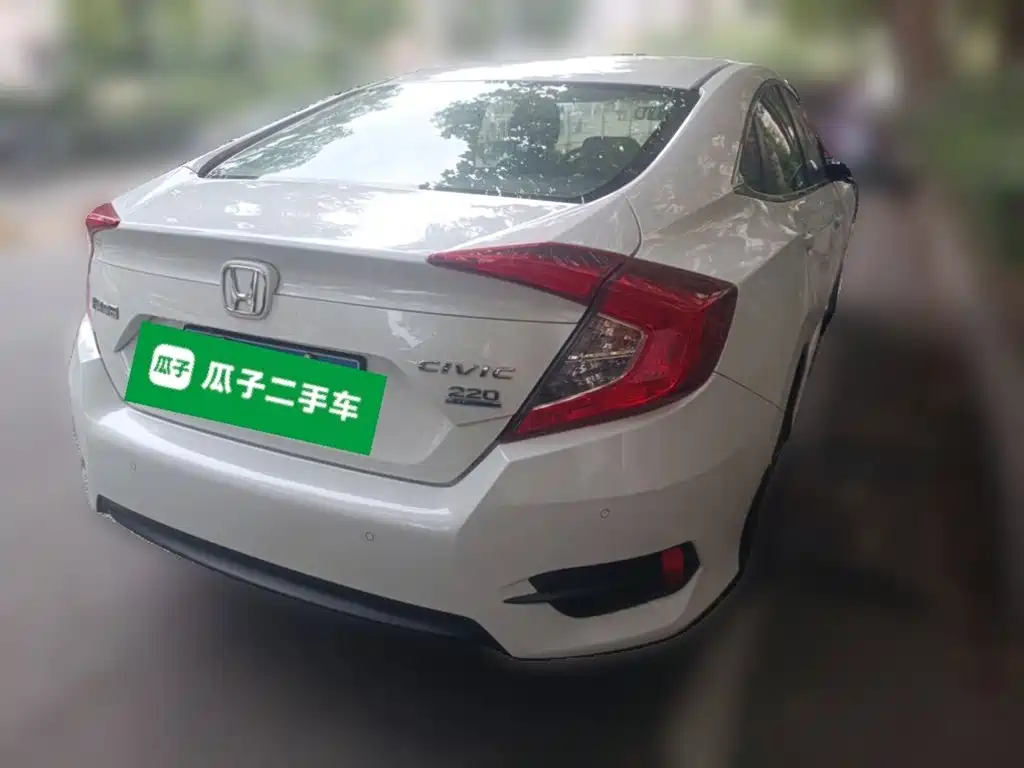 Honda Civic — миниатюра 4