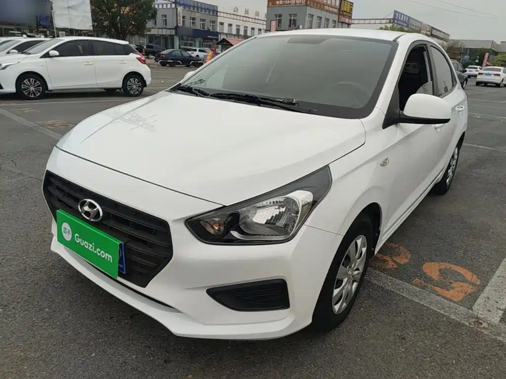 Hyundai Verna — миниатюра 2