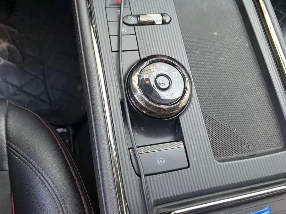 Ford Mondeo — миниатюра 16