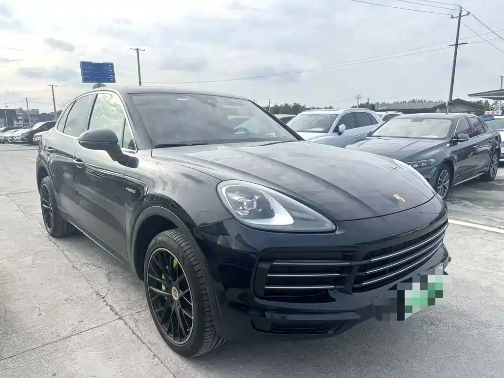 Porsche Cayenne Hybrid — миниатюра 2