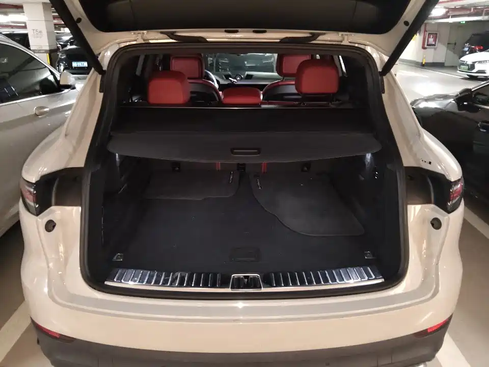 Porsche Cayenne Hybrid — миниатюра 9