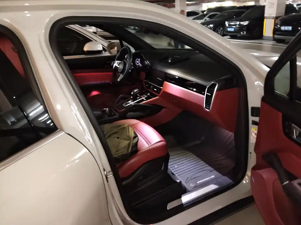 Porsche Cayenne Hybrid — миниатюра 17