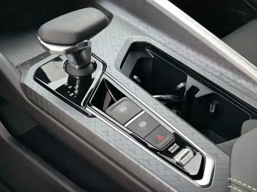 Geely Xingrui — миниатюра 7