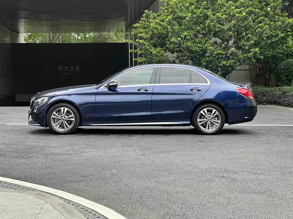 Mercedes-Benz C-Class C 2017 C 200 L Sport