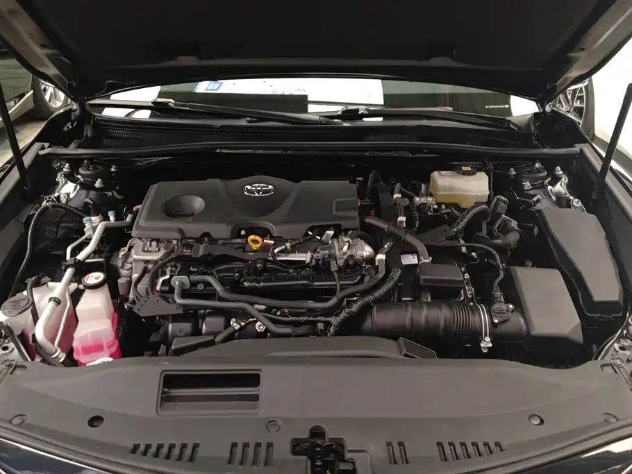 Toyota Camry — миниатюра 10
