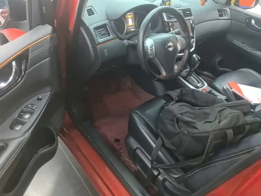 Nissan Tiida — миниатюра 16