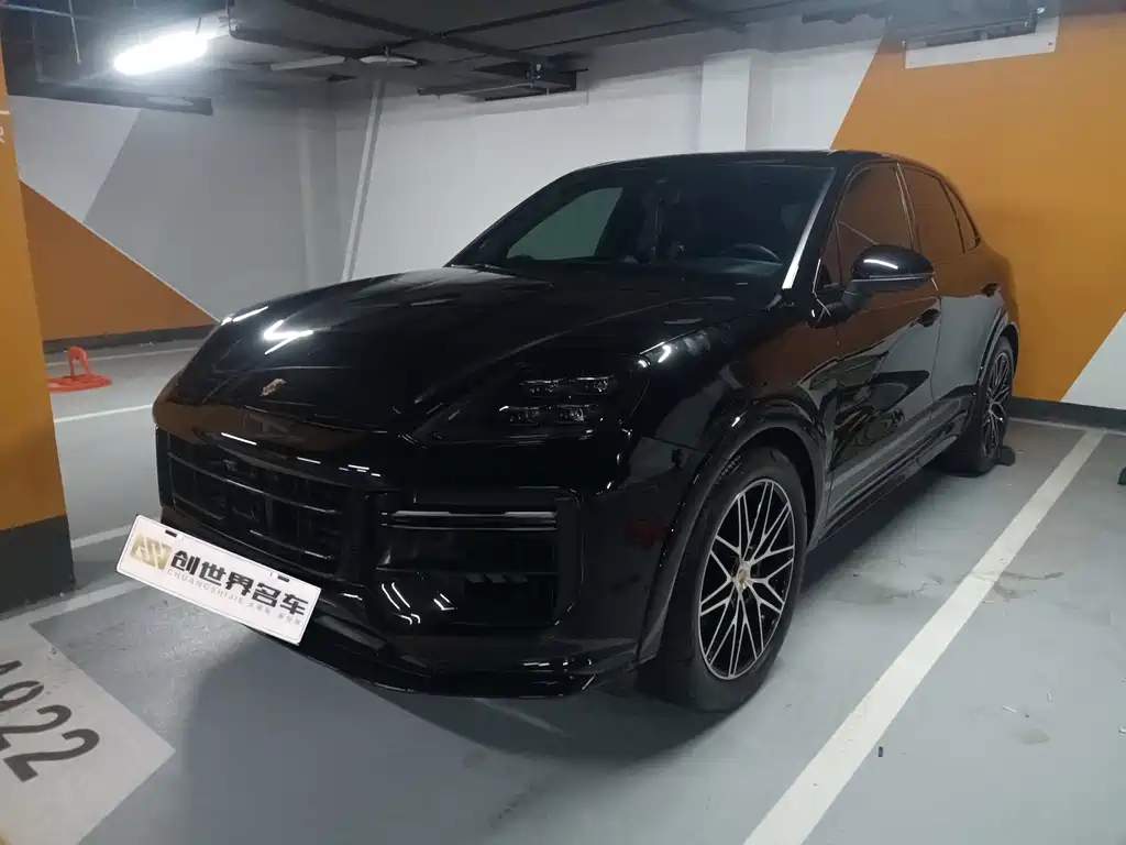 Porsche Cayenne 2024