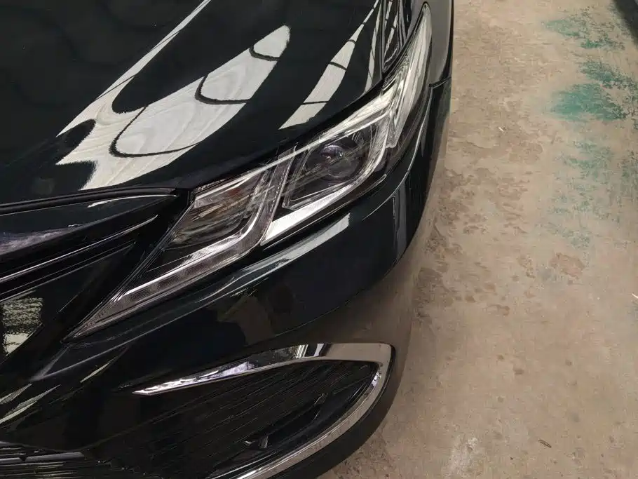 Toyota Camry — миниатюра 5