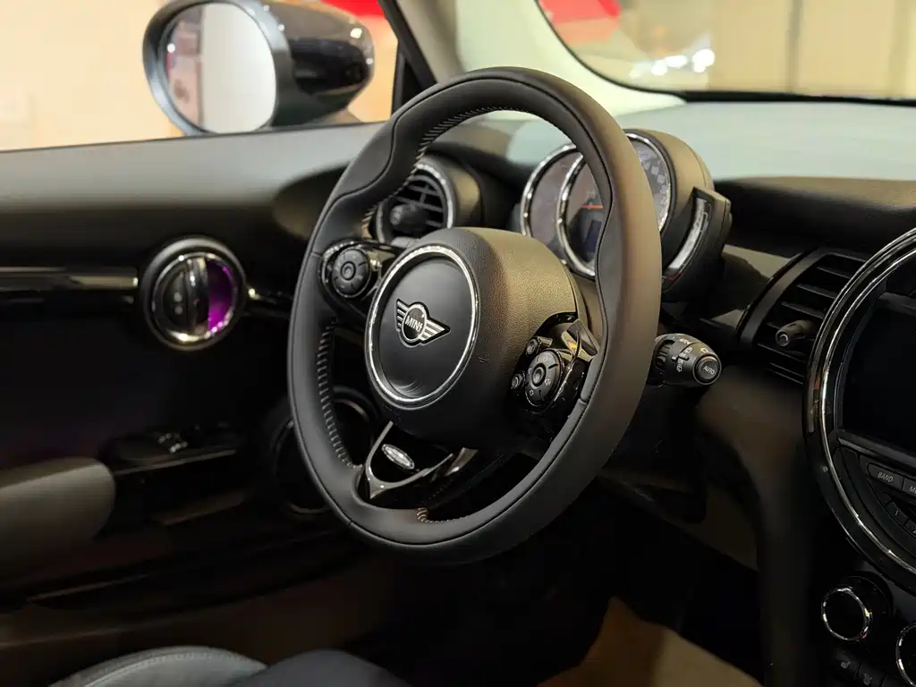 MINI Mini — миниатюра 6