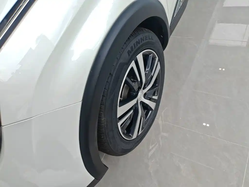 Peugeot 5008 — миниатюра 23