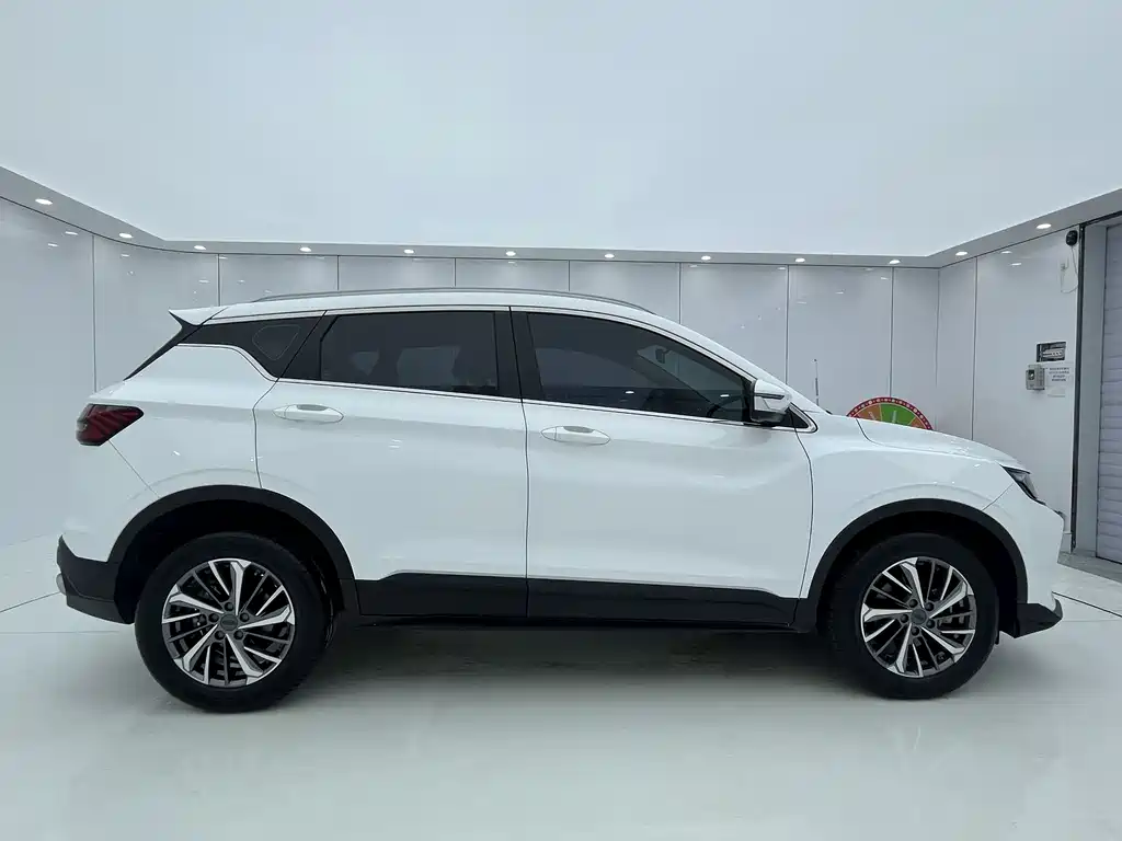 GEELY AUTOMOBILE BINYUE