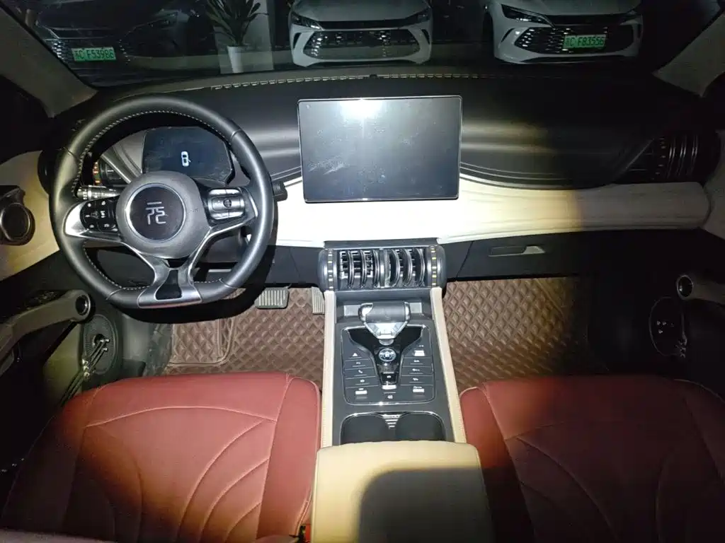 BYD Yuan Plus — миниатюра 10