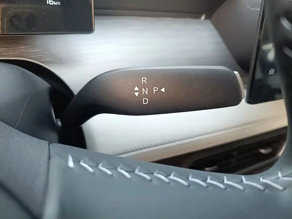 BYD Seal 05 DM-i — миниатюра 14