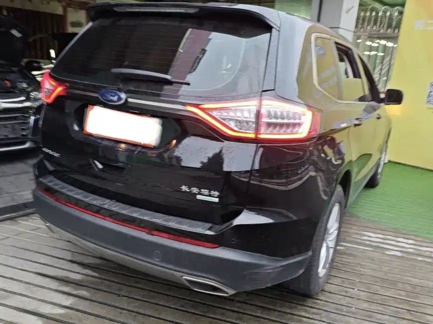 Ford Edge — миниатюра 3
