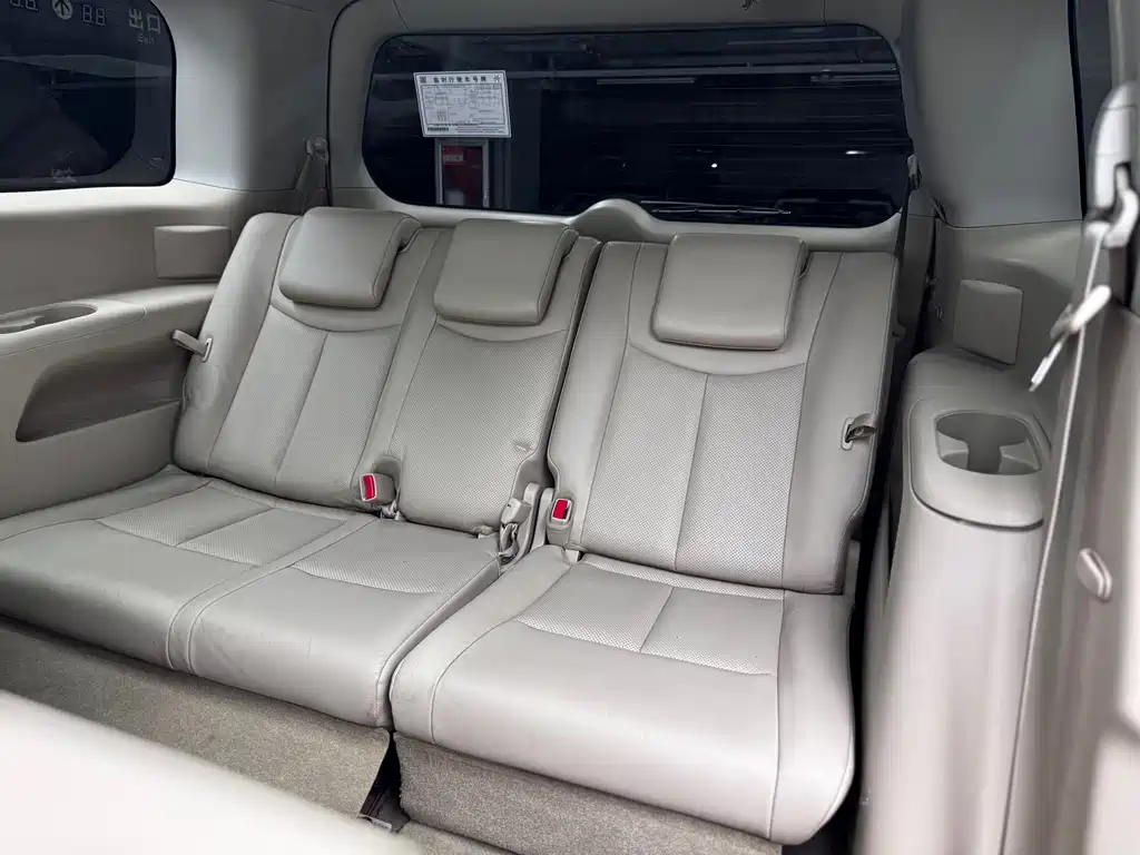 Nissan Quest — миниатюра 18