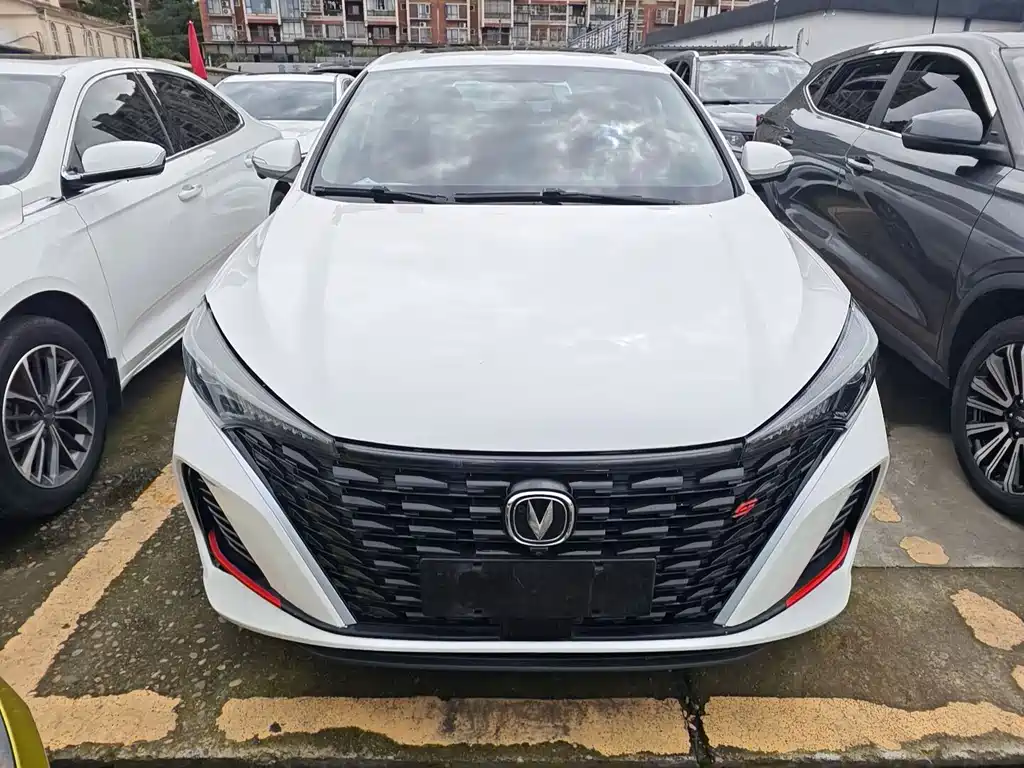 Changan Eado — миниатюра 2