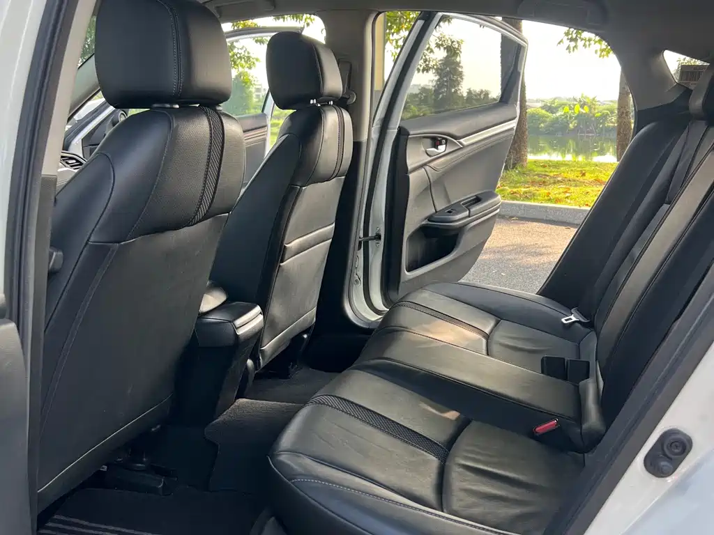 Honda Civic — миниатюра 14