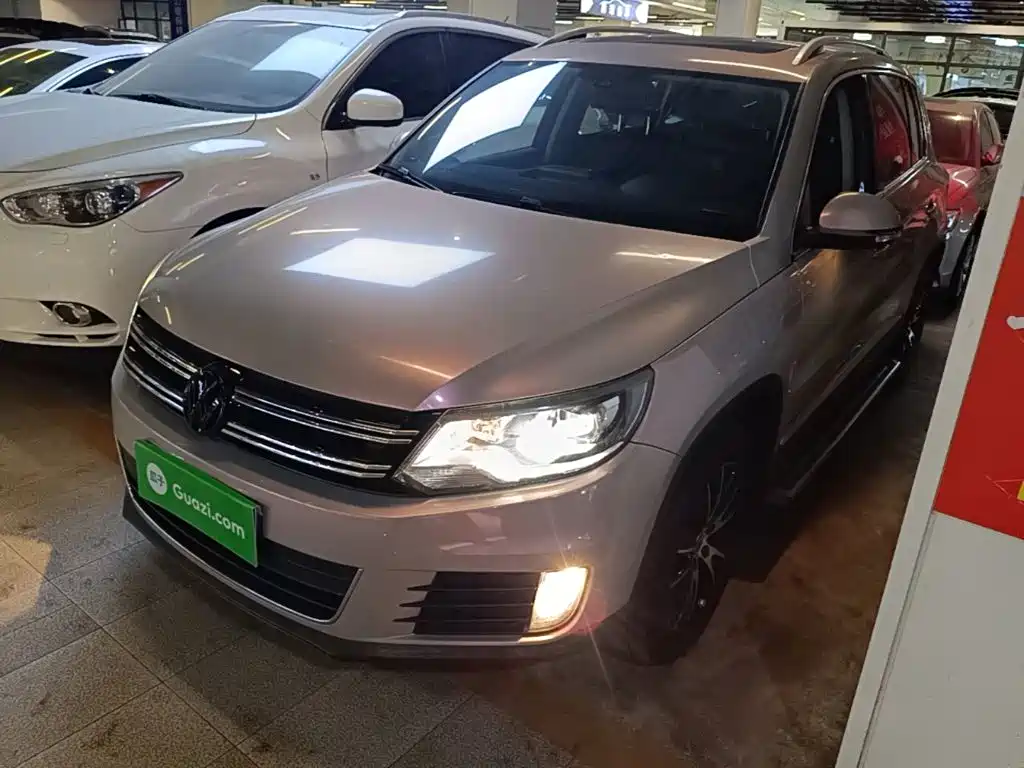 Volkswagen Tiguan — миниатюра 2