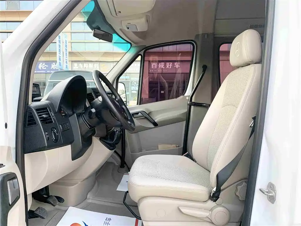 Mercedes-Benz Sprinter — миниатюра 4