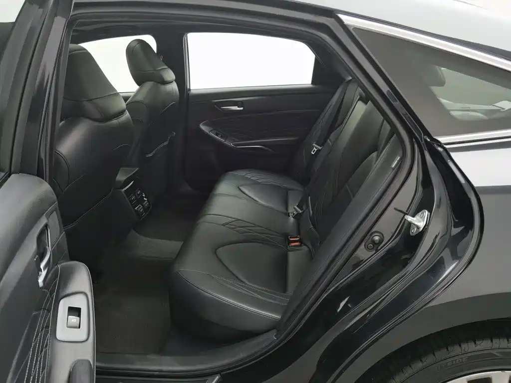 Toyota Avalon — миниатюра 15