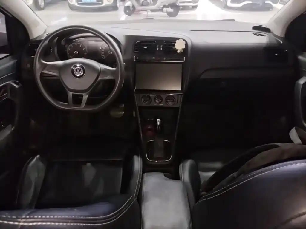 Volkswagen Polo — миниатюра 10