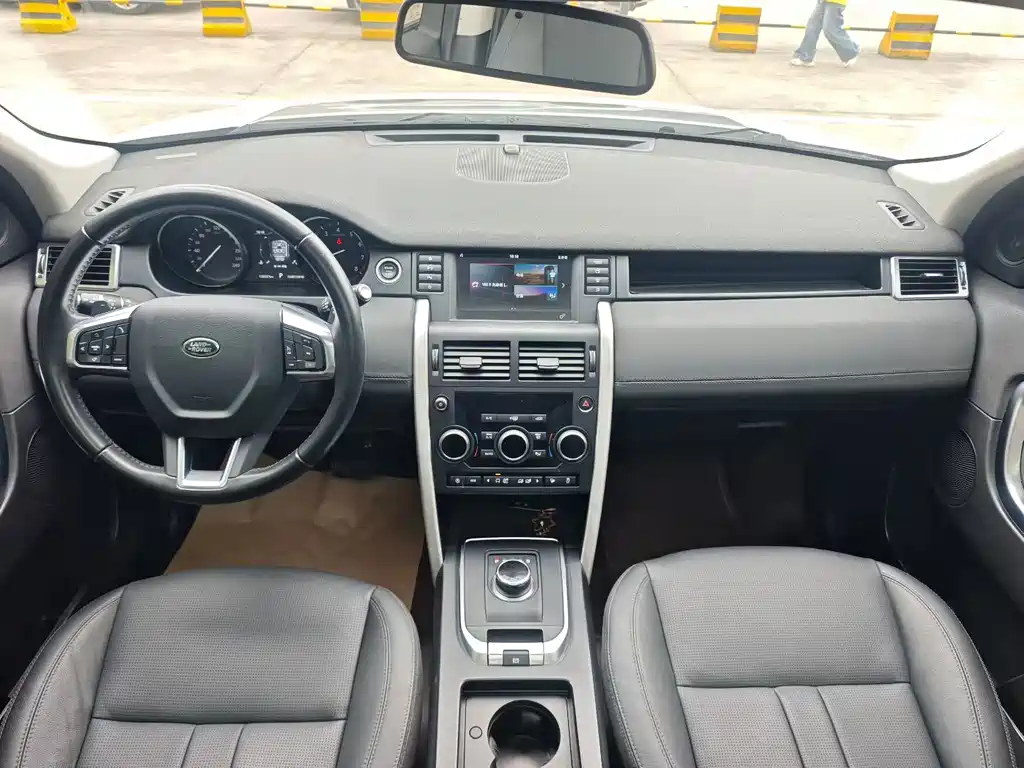 Land Rover Discovery Sport — миниатюра 6