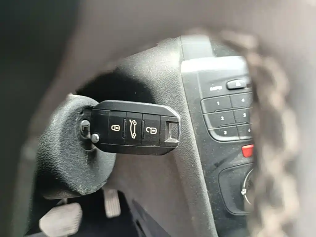 Citroen C4L — миниатюра 9